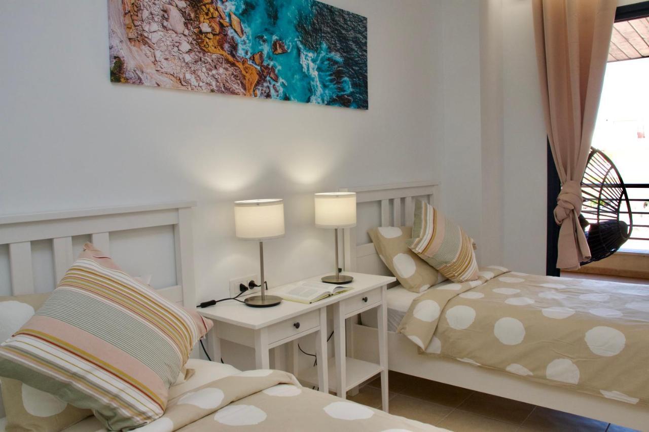 Apartment Theresa Los Gigantes ปัวร์โตเดซานตีอาโก ภายนอก รูปภาพ
